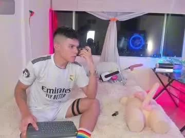 Girls: Stay up-to-date with the latest immersive cam streams gallery and try the most sensual entertainers flaunt their aroused bushes and steaming hot physiques as they lay bare and cum.