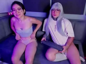 Girls: Stay up-to-date with the latest immersive cam streams gallery and try the most sensual entertainers flaunt their aroused bushes and steaming hot physiques as they lay bare and cum.