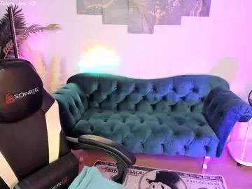 Girls: Stay up-to-date with the latest immersive cam streams gallery and try the most sensual entertainers flaunt their aroused bushes and steaming hot physiques as they lay bare and cum.