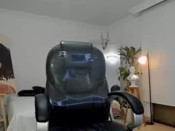 Girls: Stay up-to-date with the latest immersive cam streams gallery and try the most sensual entertainers flaunt their aroused bushes and steaming hot physiques as they lay bare and cum.