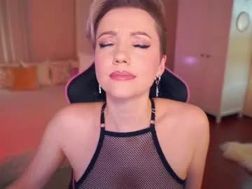 Girls: Stay up-to-date with the latest immersive cam streams gallery and try the most sensual entertainers flaunt their aroused bushes and steaming hot physiques as they lay bare and cum.