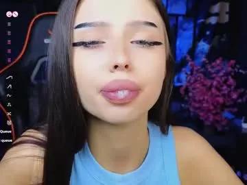 Girls: Stay up-to-date with the latest immersive cam streams gallery and try the most sensual entertainers flaunt their aroused bushes and steaming hot physiques as they lay bare and cum.