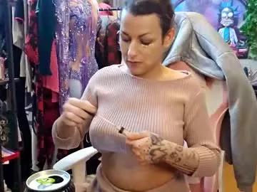 Girls: Stay up-to-date with the latest immersive cam streams gallery and try the most sensual entertainers flaunt their aroused bushes and steaming hot physiques as they lay bare and cum.