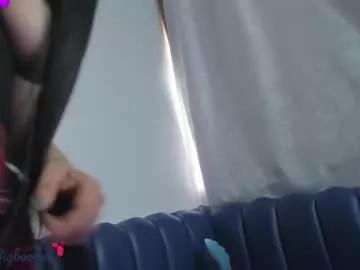 Girls: Stay up-to-date with the latest immersive cam streams gallery and try the most sensual entertainers flaunt their aroused bushes and steaming hot physiques as they lay bare and cum.
