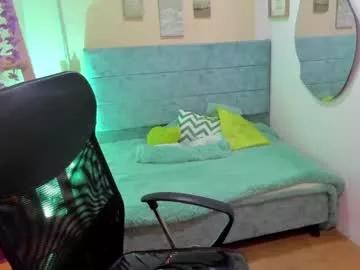 Girls: Stay up-to-date with the latest immersive cam streams gallery and try the most sensual entertainers flaunt their aroused bushes and steaming hot physiques as they lay bare and cum.