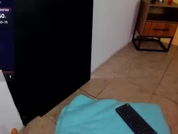 Girls: Stay up-to-date with the latest immersive cam streams gallery and try the most sensual entertainers flaunt their aroused bushes and steaming hot physiques as they lay bare and cum.
