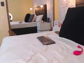 Girls: Stay up-to-date with the latest immersive cam streams gallery and try the most sensual entertainers flaunt their aroused bushes and steaming hot physiques as they lay bare and cum.