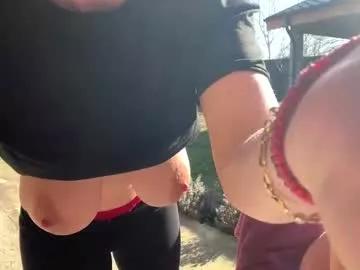 Girls: Stay up-to-date with the latest immersive cam streams gallery and try the most sensual entertainers flaunt their aroused bushes and steaming hot physiques as they lay bare and cum.