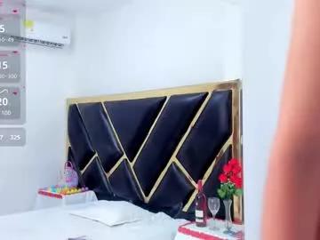 Girls: Stay up-to-date with the latest immersive cam streams gallery and try the most sensual entertainers flaunt their aroused bushes and steaming hot physiques as they lay bare and cum.