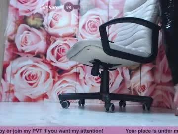 Girls: Stay up-to-date with the latest immersive cam streams gallery and try the most sensual entertainers flaunt their aroused bushes and steaming hot physiques as they lay bare and cum.