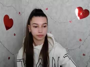 Girls: Stay up-to-date with the latest immersive cam streams gallery and try the most sensual entertainers flaunt their aroused bushes and steaming hot physiques as they lay bare and cum.