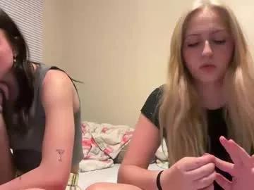 Girls: Stay up-to-date with the latest immersive cam streams gallery and try the most sensual entertainers flaunt their aroused bushes and steaming hot physiques as they lay bare and cum.