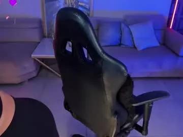 Girls: Stay up-to-date with the latest immersive cam streams gallery and try the most sensual entertainers flaunt their aroused bushes and steaming hot physiques as they lay bare and cum.