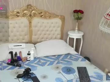Girls: Stay up-to-date with the latest immersive cam streams gallery and try the most sensual entertainers flaunt their aroused bushes and steaming hot physiques as they lay bare and cum.