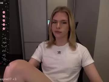 Girls: Stay up-to-date with the latest immersive cam streams gallery and try the most sensual entertainers flaunt their aroused bushes and steaming hot physiques as they lay bare and cum.