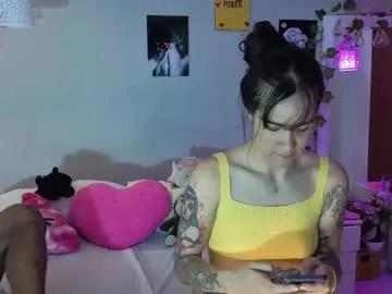 Girls: Stay up-to-date with the latest immersive cam streams gallery and try the most sensual entertainers flaunt their aroused bushes and steaming hot physiques as they lay bare and cum.