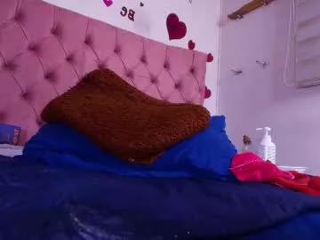 Girls: Stay up-to-date with the latest immersive cam streams gallery and try the most sensual entertainers flaunt their aroused bushes and steaming hot physiques as they lay bare and cum.