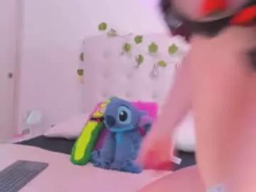 Girls: Stay up-to-date with the latest immersive cam streams gallery and try the most sensual entertainers flaunt their aroused bushes and steaming hot physiques as they lay bare and cum.