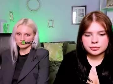 Girls: Stay up-to-date with the latest immersive cam streams gallery and try the most sensual entertainers flaunt their aroused bushes and steaming hot physiques as they lay bare and cum.
