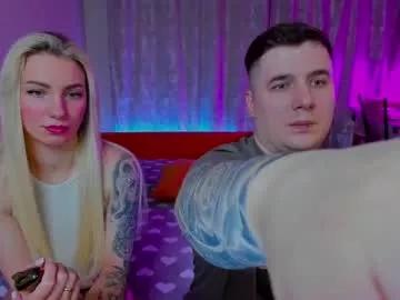 Girls: Stay up-to-date with the latest immersive cam streams gallery and try the most sensual entertainers flaunt their aroused bushes and steaming hot physiques as they lay bare and cum.