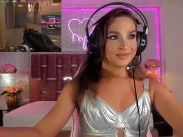 Girls: Stay up-to-date with the latest immersive cam streams gallery and try the most sensual entertainers flaunt their aroused bushes and steaming hot physiques as they lay bare and cum.