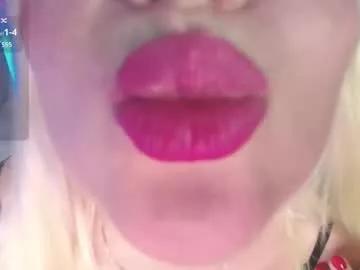 Girls: Stay up-to-date with the latest immersive cam streams gallery and try the most sensual entertainers flaunt their aroused bushes and steaming hot physiques as they lay bare and cum.