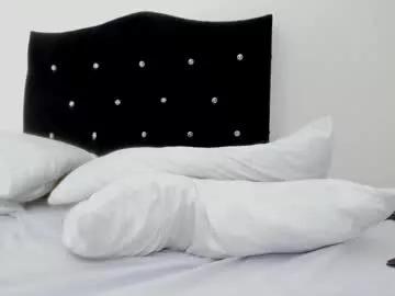 Girls: Stay up-to-date with the latest immersive cam streams gallery and try the most sensual entertainers flaunt their aroused bushes and steaming hot physiques as they lay bare and cum.