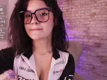 Girls: Stay up-to-date with the latest immersive cam streams gallery and try the most sensual entertainers flaunt their aroused bushes and steaming hot physiques as they lay bare and cum.