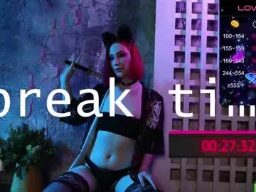 Girls: Stay up-to-date with the latest immersive cam streams gallery and try the most sensual entertainers flaunt their aroused bushes and steaming hot physiques as they lay bare and cum.