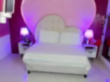 Girls: Stay up-to-date with the latest immersive cam streams gallery and try the most sensual entertainers flaunt their aroused bushes and steaming hot physiques as they lay bare and cum.