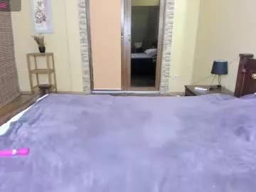 Girls: Stay up-to-date with the latest immersive cam streams gallery and try the most sensual entertainers flaunt their aroused bushes and steaming hot physiques as they lay bare and cum.