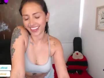 Girls: Stay up-to-date with the latest immersive cam streams gallery and try the most sensual entertainers flaunt their aroused bushes and steaming hot physiques as they lay bare and cum.