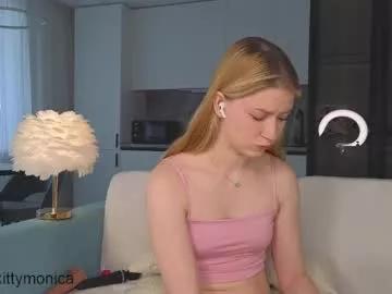 Girls: Stay up-to-date with the latest immersive cam streams gallery and try the most sensual entertainers flaunt their aroused bushes and steaming hot physiques as they lay bare and cum.