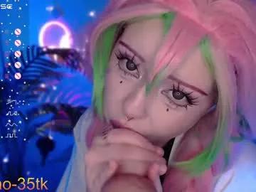 Girls: Stay up-to-date with the latest immersive cam streams gallery and try the most sensual entertainers flaunt their aroused bushes and steaming hot physiques as they lay bare and cum.