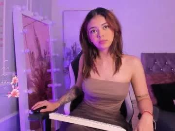 Girls: Stay up-to-date with the latest immersive cam streams gallery and try the most sensual entertainers flaunt their aroused bushes and steaming hot physiques as they lay bare and cum.
