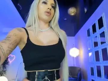 Girls: Stay up-to-date with the latest immersive cam streams gallery and try the most sensual entertainers flaunt their aroused bushes and steaming hot physiques as they lay bare and cum.
