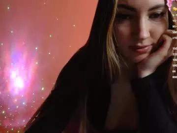 Girls: Stay up-to-date with the latest immersive cam streams gallery and try the most sensual entertainers flaunt their aroused bushes and steaming hot physiques as they lay bare and cum.