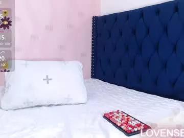Girls: Stay up-to-date with the latest immersive cam streams gallery and try the most sensual entertainers flaunt their aroused bushes and steaming hot physiques as they lay bare and cum.