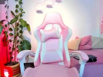 Girls: Stay up-to-date with the latest immersive cam streams gallery and try the most sensual entertainers flaunt their aroused bushes and steaming hot physiques as they lay bare and cum.