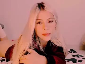 Girls: Stay up-to-date with the latest immersive cam streams gallery and try the most sensual entertainers flaunt their aroused bushes and steaming hot physiques as they lay bare and cum.