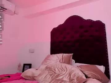 Girls: Stay up-to-date with the latest immersive cam streams gallery and try the most sensual entertainers flaunt their aroused bushes and steaming hot physiques as they lay bare and cum.