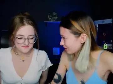 Girls: Stay up-to-date with the latest immersive cam streams gallery and try the most sensual entertainers flaunt their aroused bushes and steaming hot physiques as they lay bare and cum.