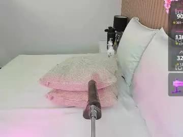 Girls: Stay up-to-date with the latest immersive cam streams gallery and try the most sensual entertainers flaunt their aroused bushes and steaming hot physiques as they lay bare and cum.