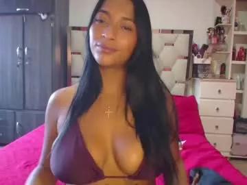 madeyn_roses from Chaturbate is Freechat