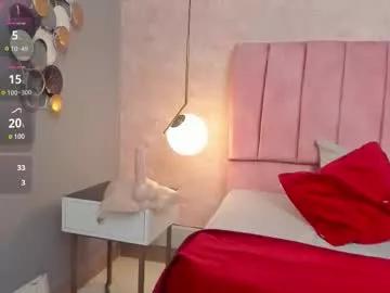 Girls: Stay up-to-date with the latest immersive cam streams gallery and try the most sensual entertainers flaunt their aroused bushes and steaming hot physiques as they lay bare and cum.
