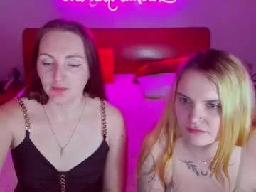 Girls: Stay up-to-date with the latest immersive cam streams gallery and try the most sensual entertainers flaunt their aroused bushes and steaming hot physiques as they lay bare and cum.