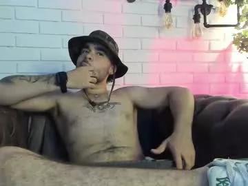 Girls: Stay up-to-date with the latest immersive cam streams gallery and try the most sensual entertainers flaunt their aroused bushes and steaming hot physiques as they lay bare and cum.