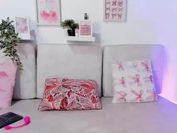 Girls: Stay up-to-date with the latest immersive cam streams gallery and try the most sensual entertainers flaunt their aroused bushes and steaming hot physiques as they lay bare and cum.