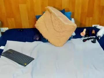 Girls: Stay up-to-date with the latest immersive cam streams gallery and try the most sensual entertainers flaunt their aroused bushes and steaming hot physiques as they lay bare and cum.