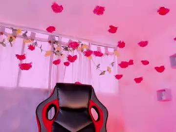 Girls: Stay up-to-date with the latest immersive cam streams gallery and try the most sensual entertainers flaunt their aroused bushes and steaming hot physiques as they lay bare and cum.